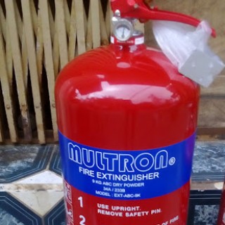 Bình chữa cháy bột ABC Multron 9kg - Singarpore